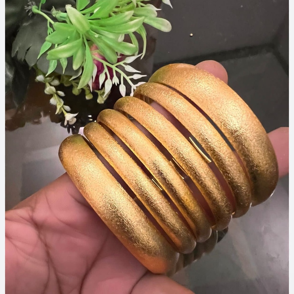 Bangles ,